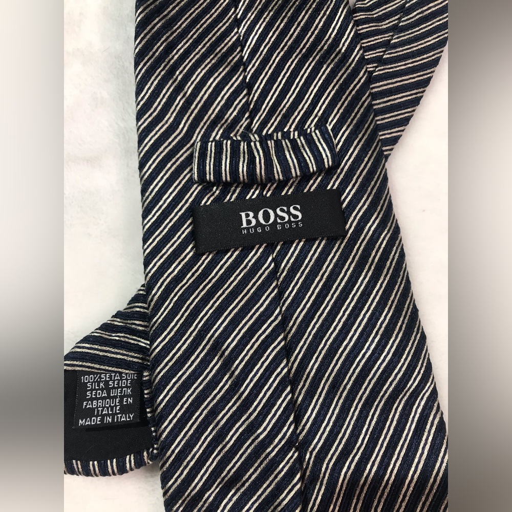 Hugo Boss Navy Gold Striped Silk Tie